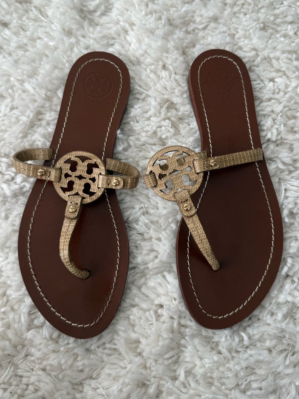 TORY BURCH - MINI MILLER FLAT SANDALS - EXCELLENT CONDITION - WORN ONCE - SIZE 7